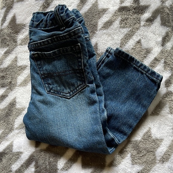 The Children Place Blue Jeans. Toddlers size 2T - Picture 1 of 7